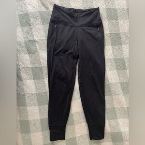 Lululemon joggers size 6